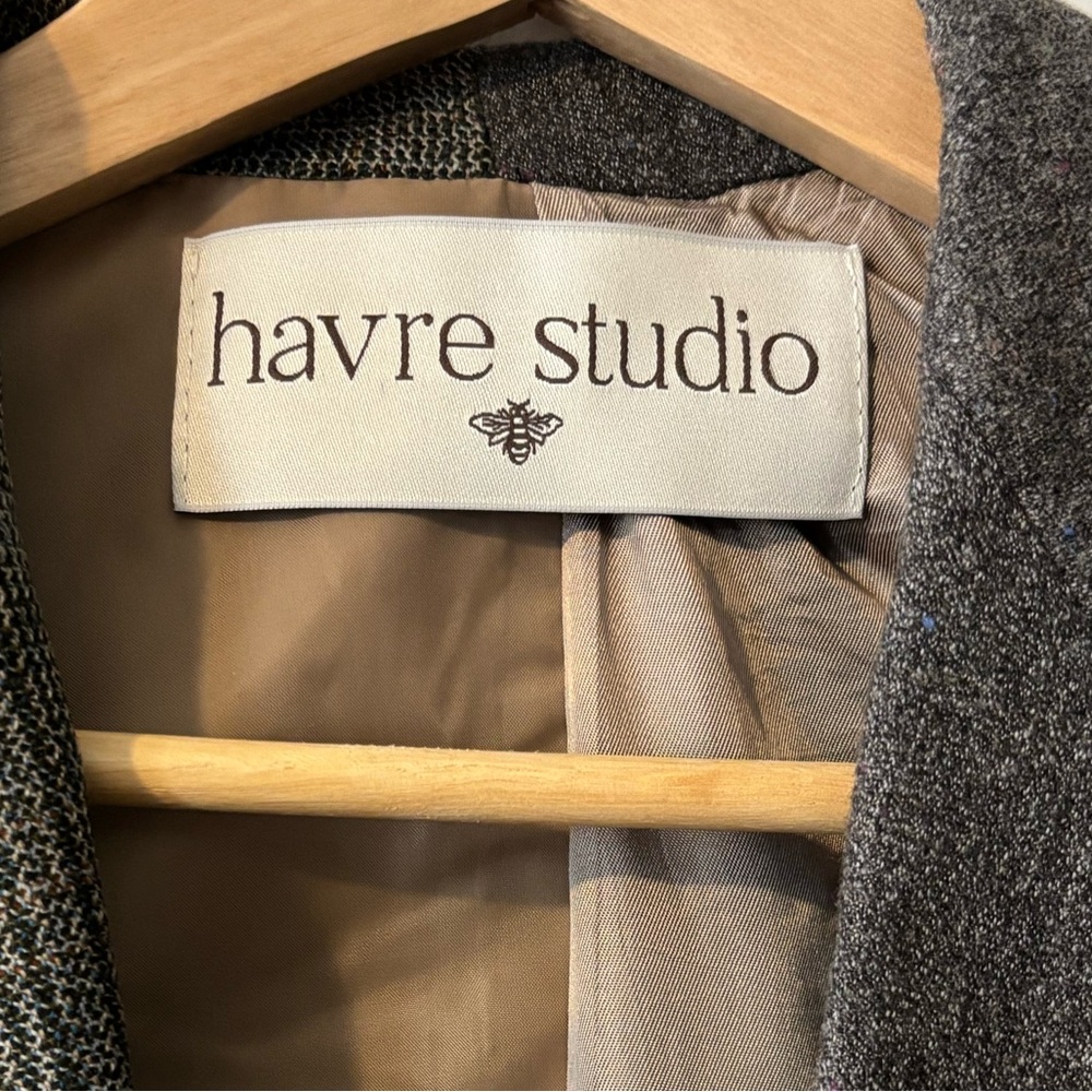 Havre Studio Oversized Contrasting Women's Blazer - Picture 2 of 6